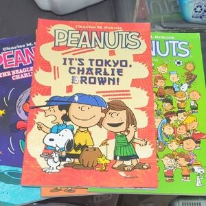Peanuts Comic Book Set